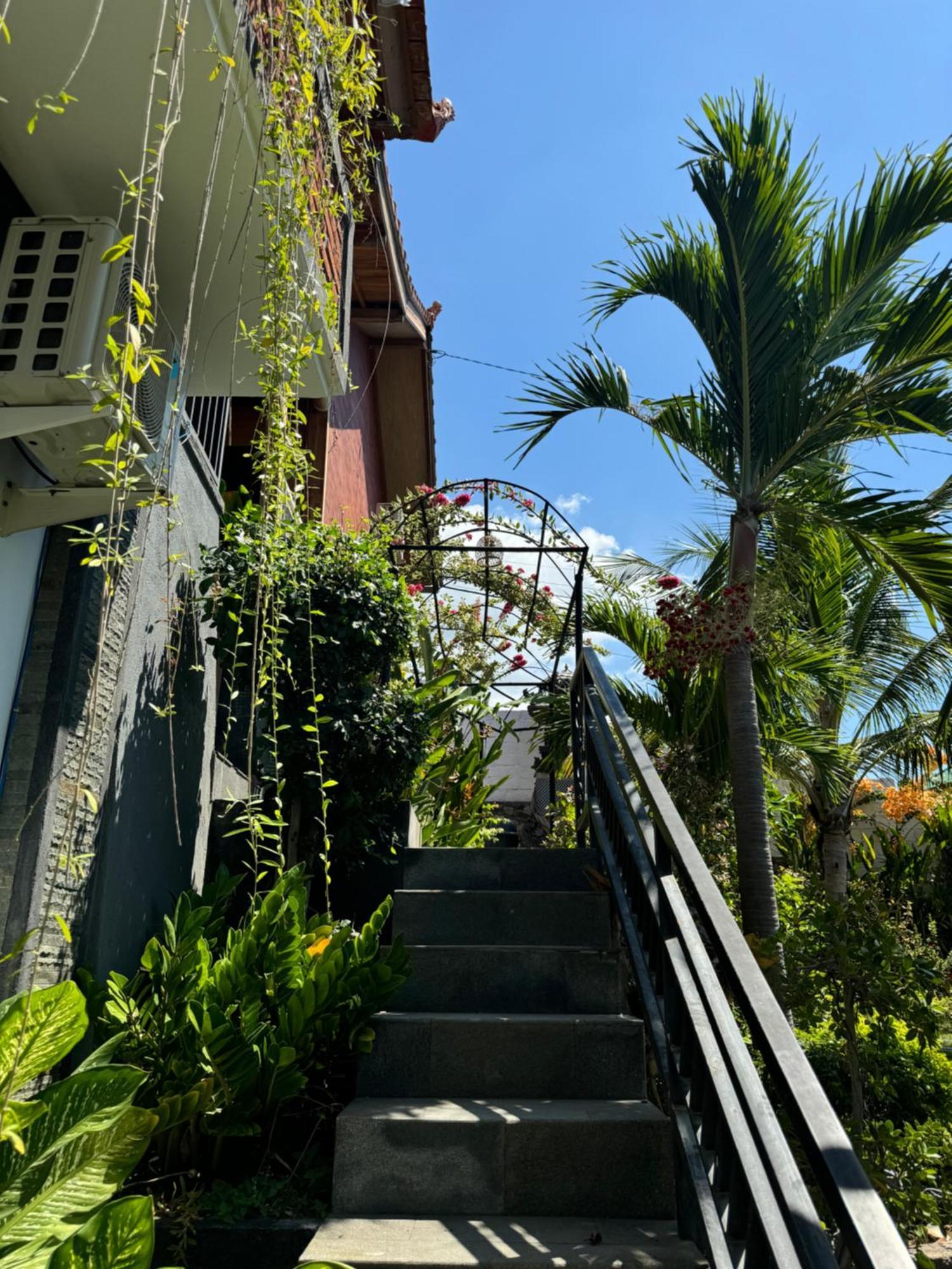 Villa Bukit Sing Sing Сингараджа Экстерьер фото